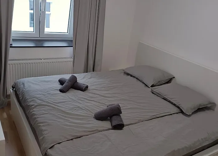 New Gray In The Center Of Апартаменты *